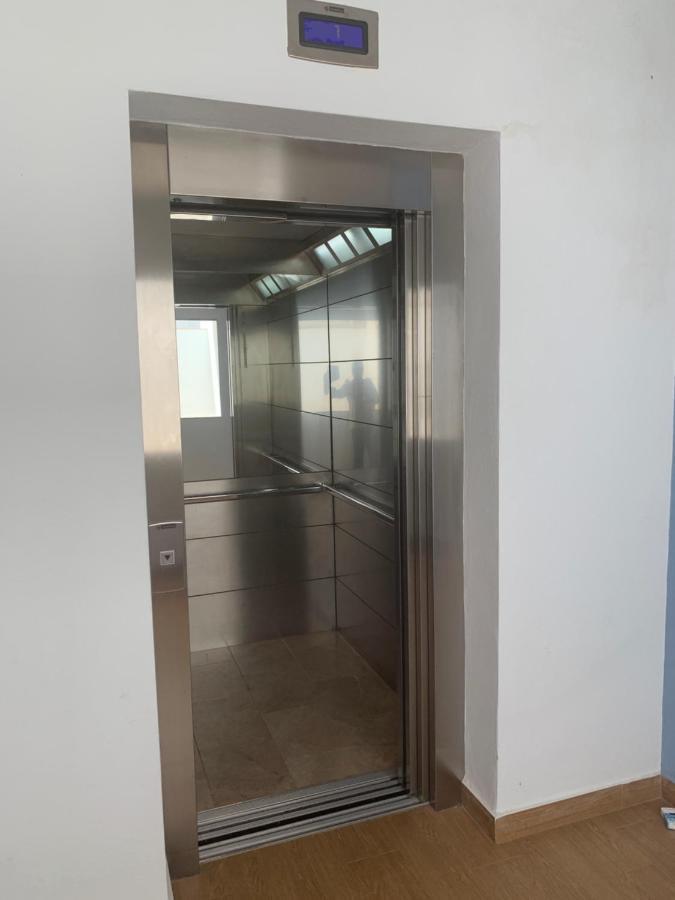 Apartamento Sorolla Center アヤモンテ エクステリア 写真