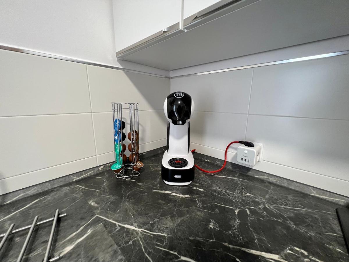 Apartamento Sorolla Center アヤモンテ エクステリア 写真